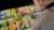 REWE To Go bei Aral - Kunde im REWE To Go Shop bei Aral
